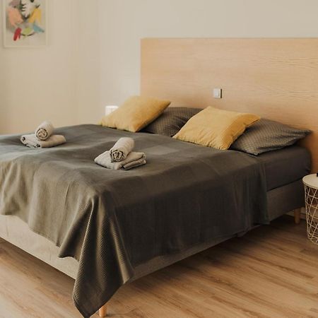 פלזן New Equipped Apartment In The City Center מראה חיצוני תמונה