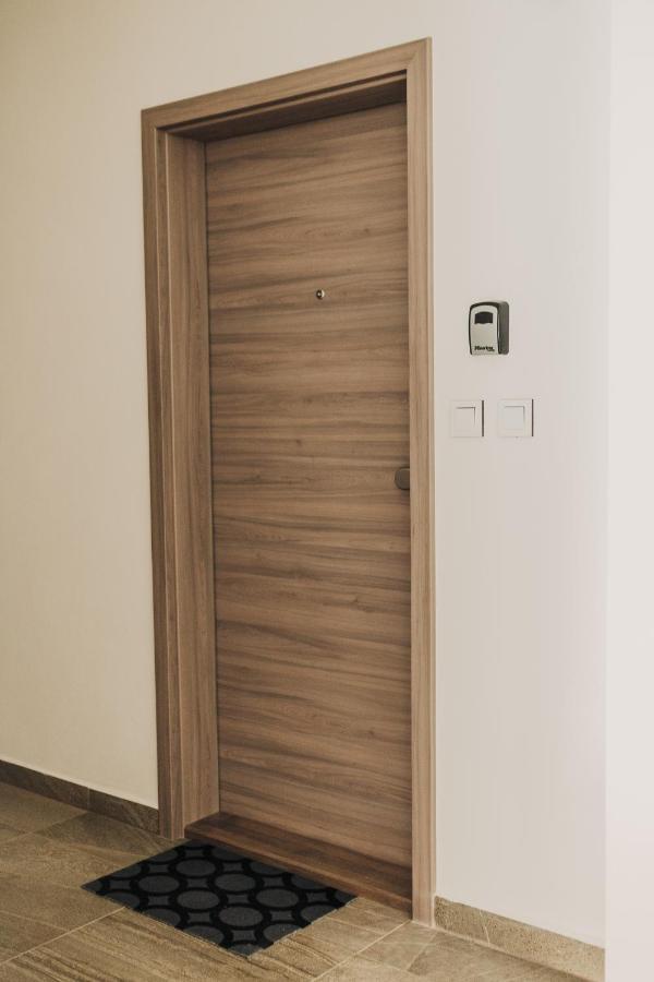 פלזן New Equipped Apartment In The City Center מראה חיצוני תמונה